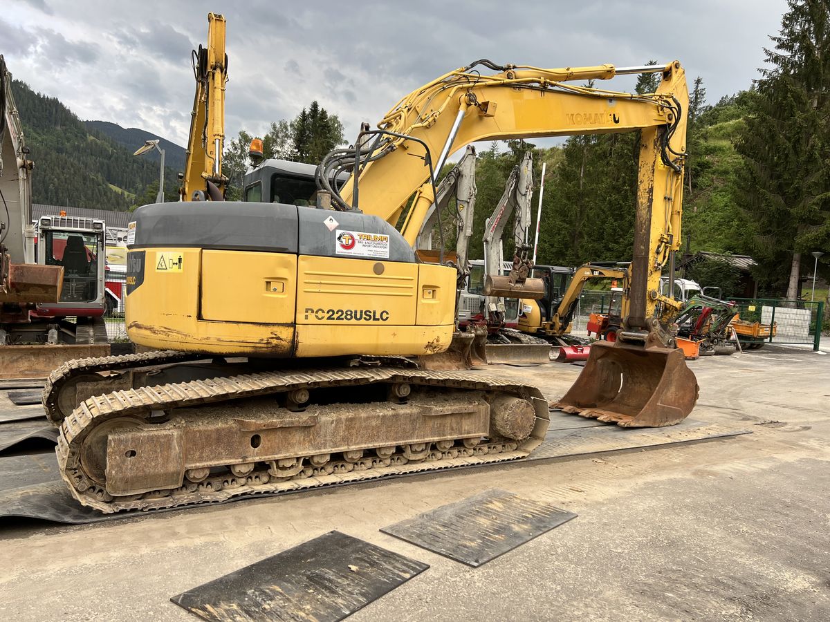 Komatsu PC228 USLC-3 - Photo 3